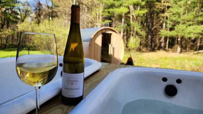 Escape to The Hideaway's Outdoor Spa: Hot Tubs & Cold Plunge in Finger Lakes